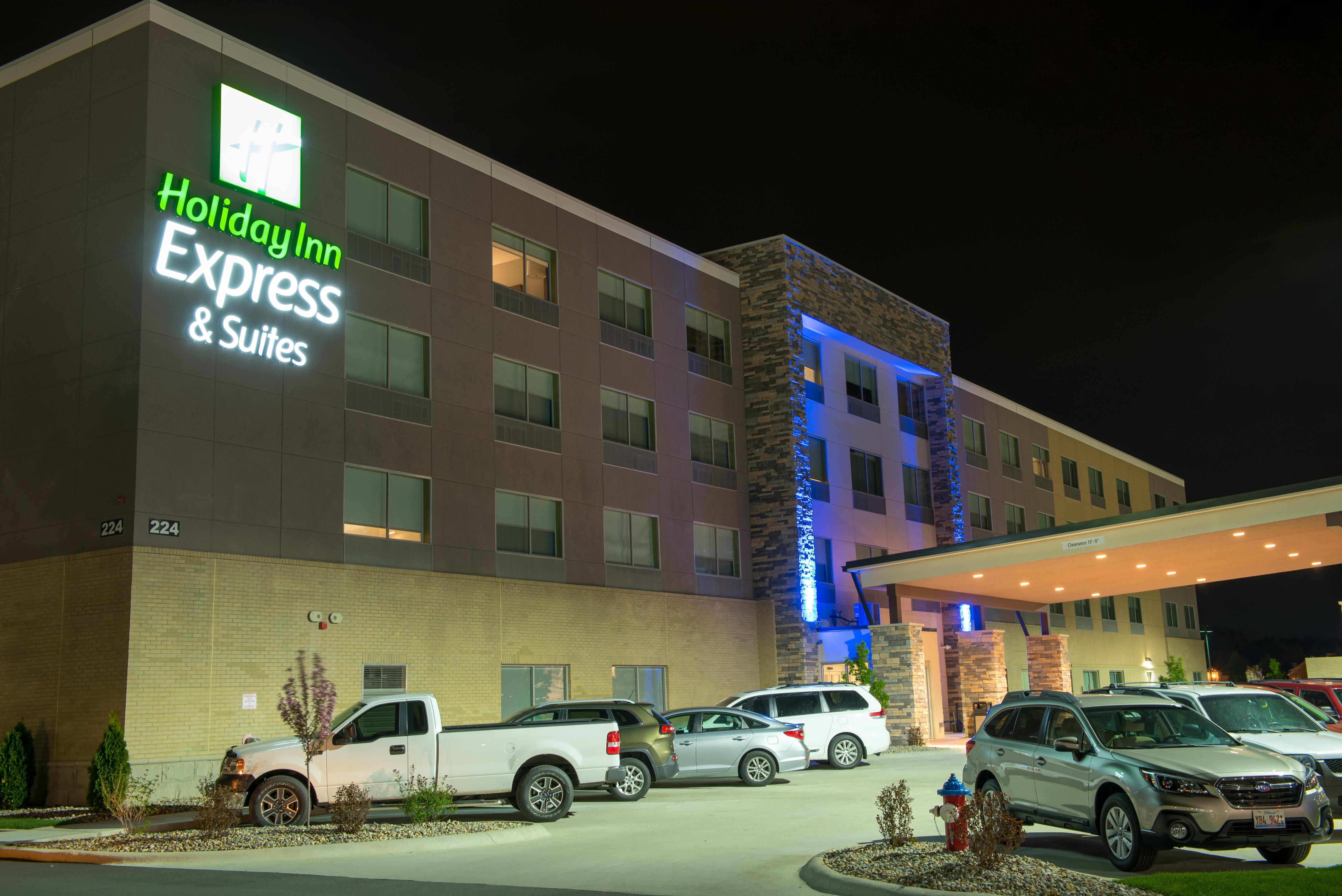 Holiday Inn Express & Suites - Dayton Southwest By Ihg Eksteriør billede